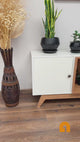Rack Ulmo 2 Puertas Blanco-Canela (TV 75")